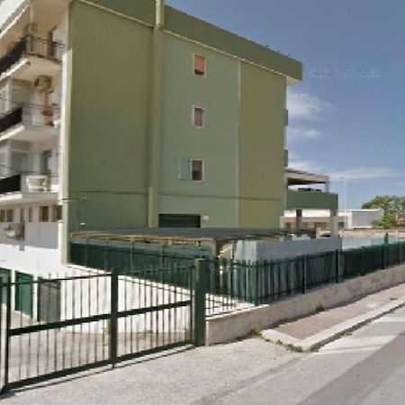 Suite Da Nonno Luigi 100 Metri Dal Mare Джовинацо Екстериор снимка